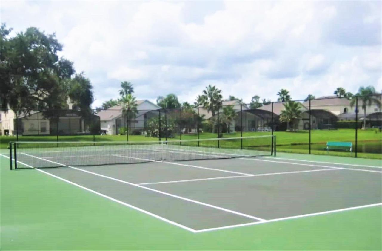 Breeze Vacation Townhome At Lake Berkley Resort Kissimmee Exterior photo