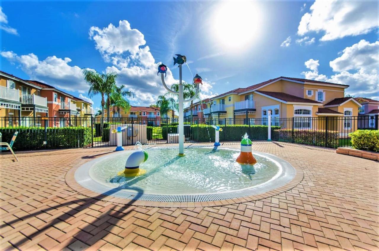 Breeze Vacation Townhome At Lake Berkley Resort Kissimmee Exterior photo